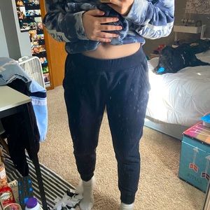 black under armour sweatpants